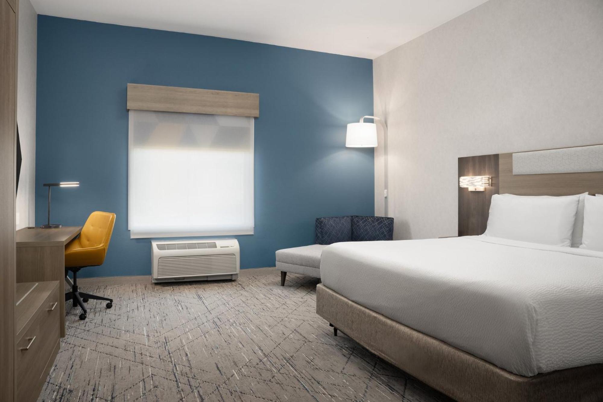 Holiday Inn Express & Suites Alexandria - Fort Belvoir By Ihg מראה חיצוני תמונה