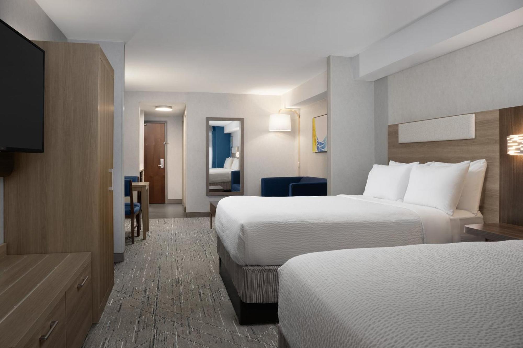 Holiday Inn Express & Suites Alexandria - Fort Belvoir By Ihg מראה חיצוני תמונה