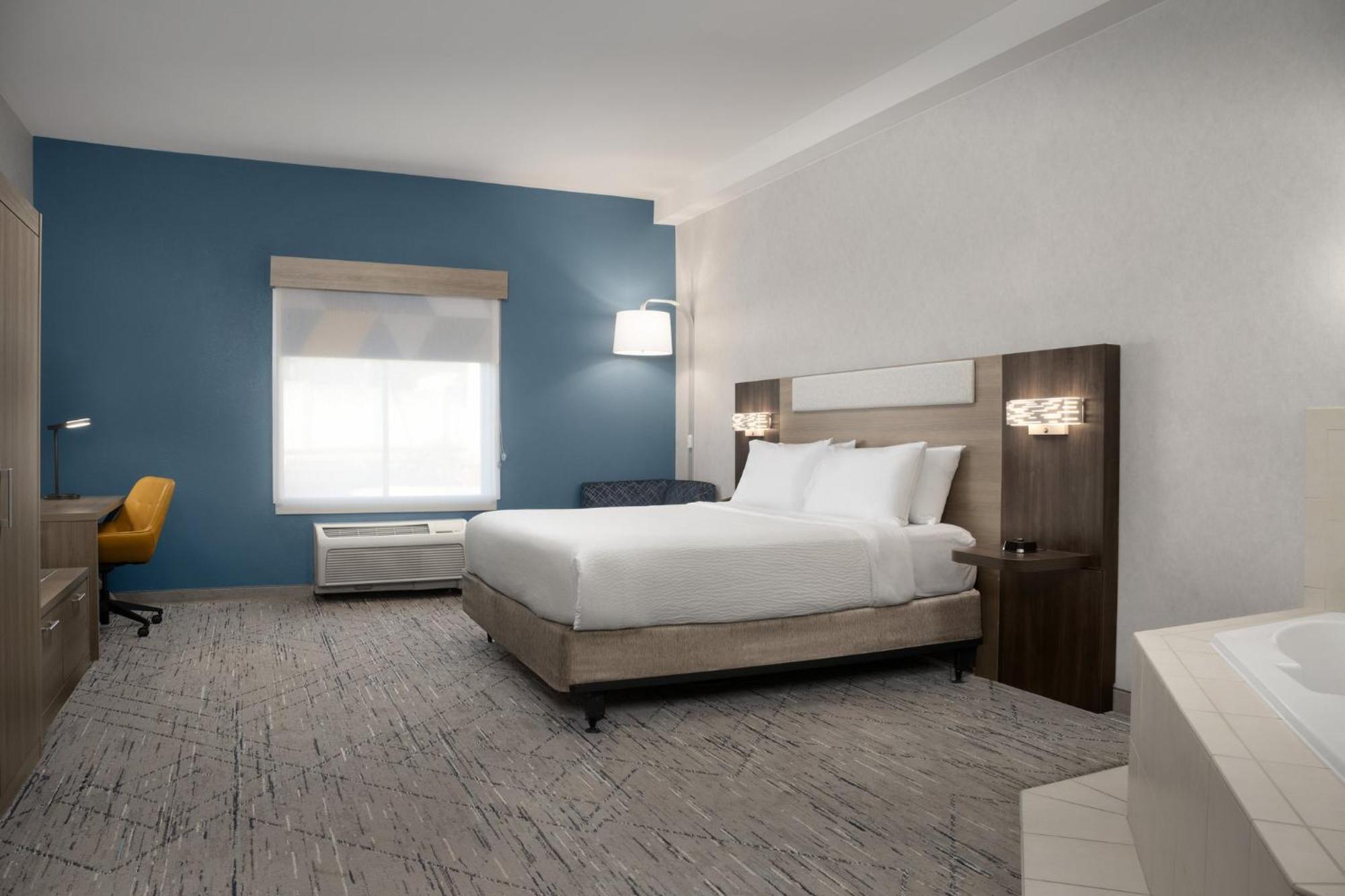 Holiday Inn Express & Suites Alexandria - Fort Belvoir By Ihg מראה חיצוני תמונה